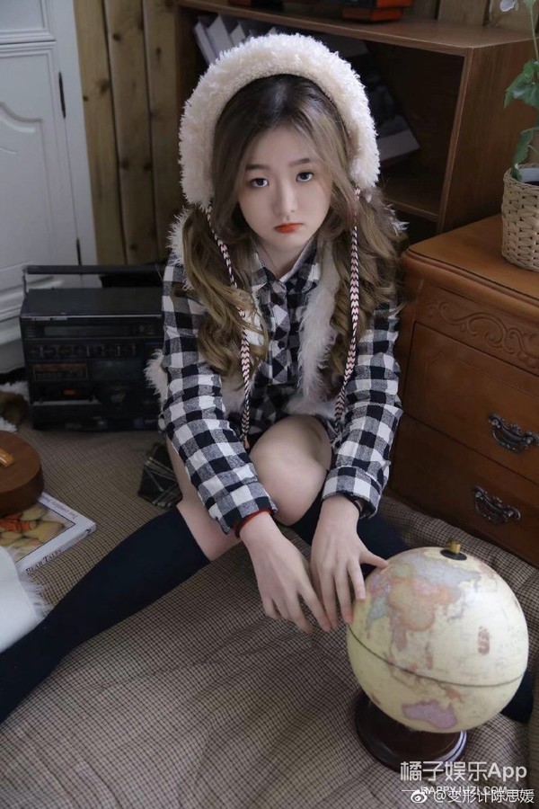 还记得《变形计》里追星花几十万的陈思媛吗？她上了北大？！
