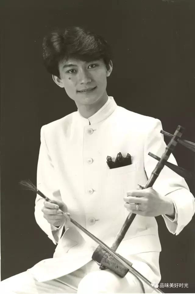 梅韵俊风 “吴氏青衣”神清骨俊 —— 记艺术大家吴汝俊的人生之梦