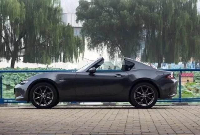 最靓的仔 11款敞篷双门双座Roadster跑车