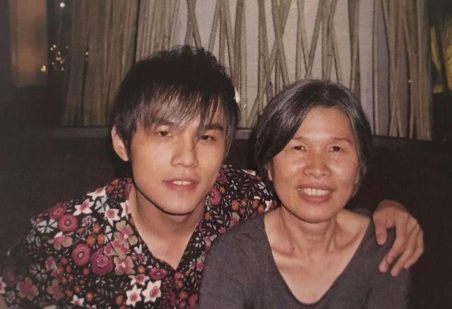 to某评委:其实周杰伦的歌也不需要你喜欢