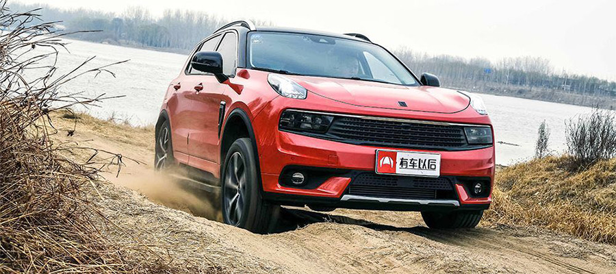 SUV每跑20000公里，往油箱加点这个，发动机寿命延长30%！