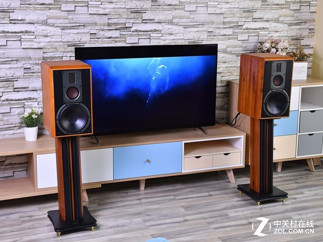 颠覆传统有源音箱 惠威新旗舰M5A书架音箱评测