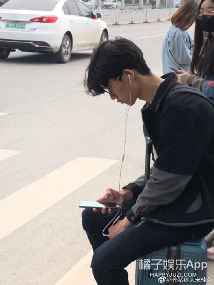 这些民间帅哥要是参加选秀，各个都能出道吧？