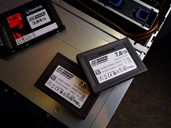 金士顿秀7.6TB SSD：Intel eTLC企业级闪存