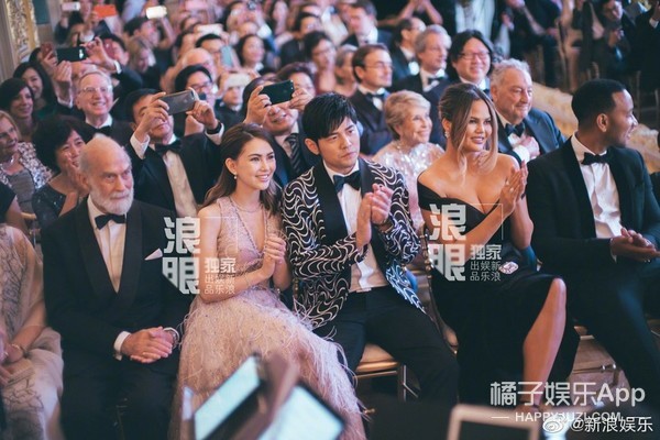 以前嘲人家只能娶皇室公主，结果他搞到真公主了.....