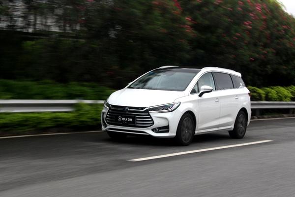 全新宋MAX DM油耗测试，体验至上，油耗表现有进步