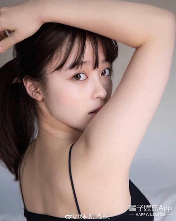她如果是国内女星，估计会天天被嘲吧…