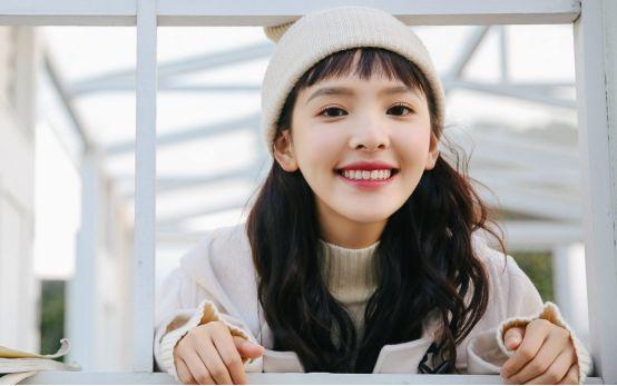 章若楠“章导”生活照,网友直呼:“楠朋友!”