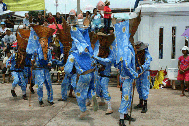 距曼谷约520公里,是泰国人口最少的府之一,与老挝隔湄公河相望,拥有着