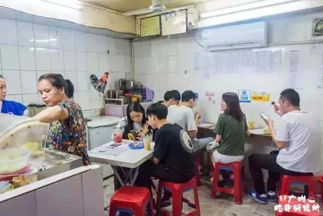 餐飲界奧斯卡揭榜：廣州這條美食街首登「必吃街」，50元能吃到扶牆出 未分類 第44張