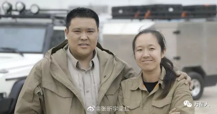 被恐怖组织高额悬赏的中国夫妻，在国外玩儿的有多野？