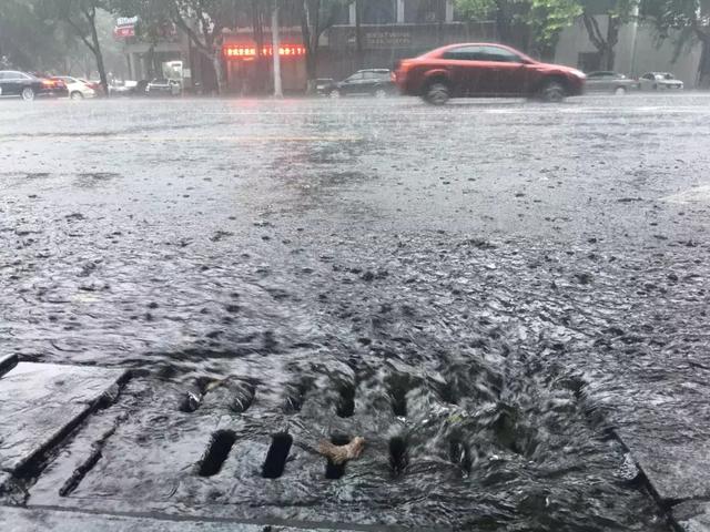 暴雨复袭常德城最新战涝图附实时视频