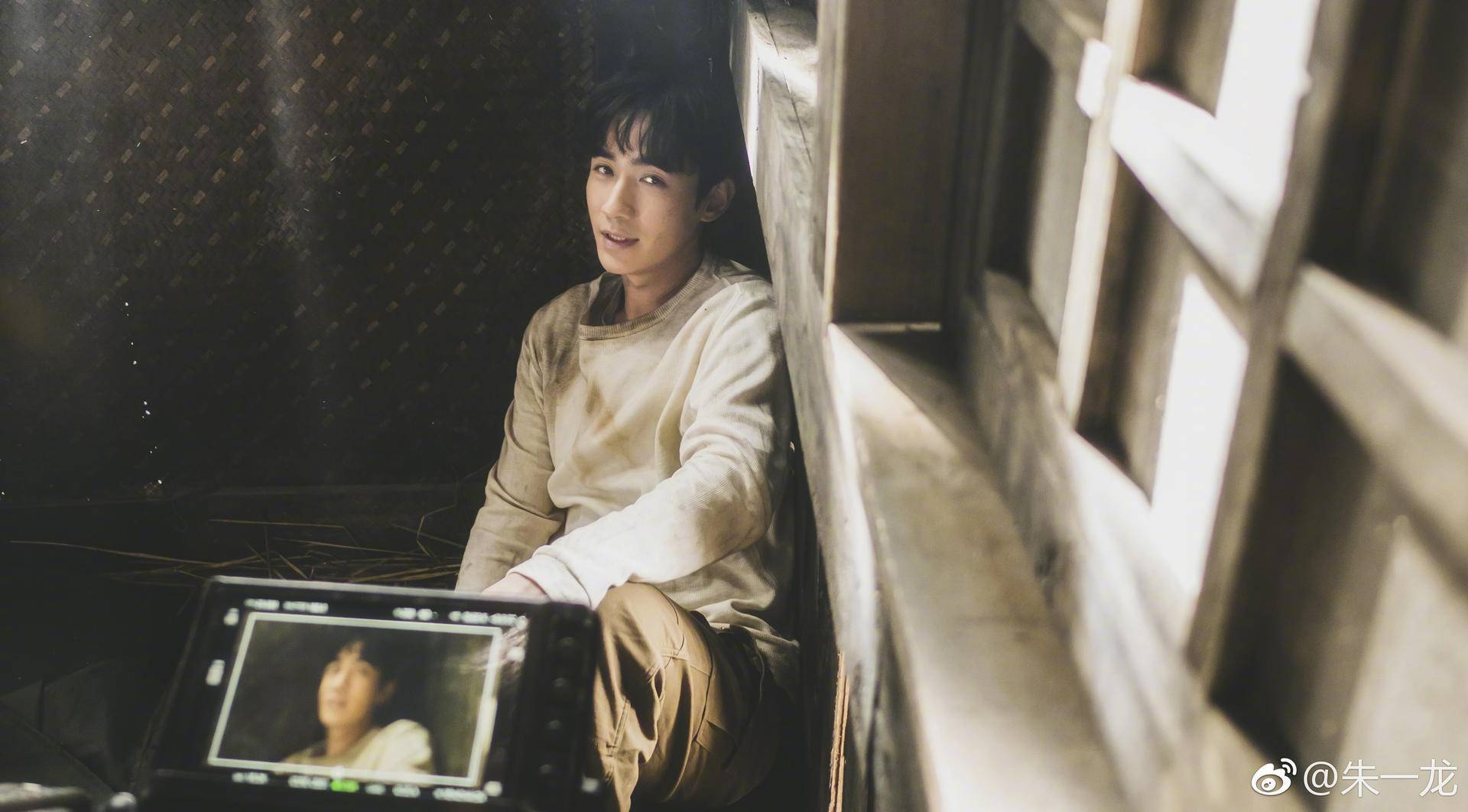 朱一龙大红一年无作品？口口声声“演员初心”却想走爆红老路？