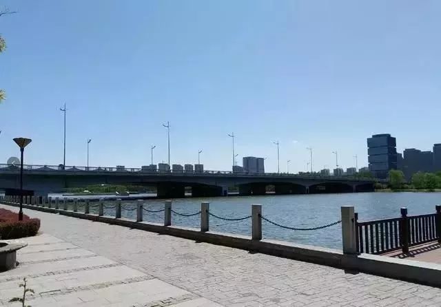 山西一夫妻在汾河景区吵架,丈夫一怒跳入汾河… 博狗官方bogounet