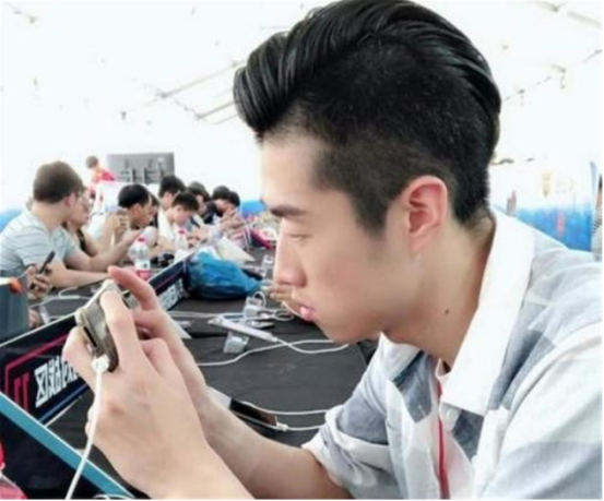 靠实力说话!说艺帝帝开外挂的被啪啪打脸