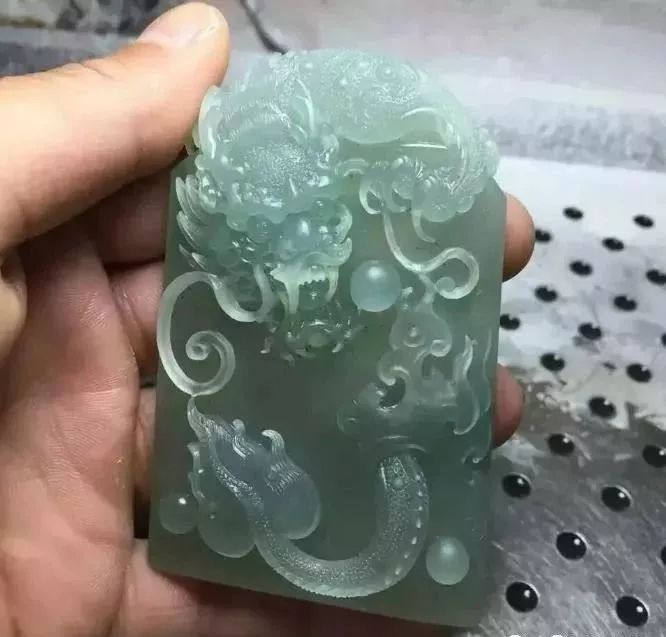 翡翠龙牌雕刻素材精选__凤凰网