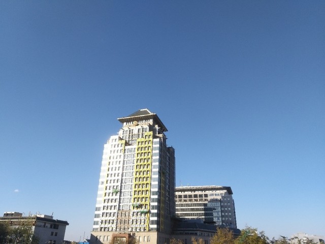 这款四摄手机让我告别了单反 三星A9s全面评测