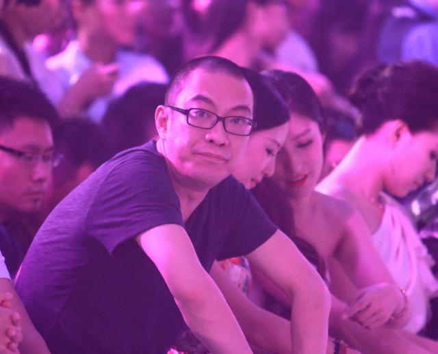 吸毒明星的生意：陈羽凡投酒吧被抓前注销，有人估值12亿闷声发财