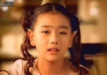 《还珠格格》里超可爱的小鸽子扮演者居然出家了，原因也太…