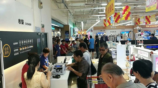 黄明端到访苏宁：2019年冲百亿级目标