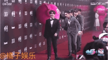 彭昱畅接不到吻戏竟是因为这个 佟丽娅也太美了吧！