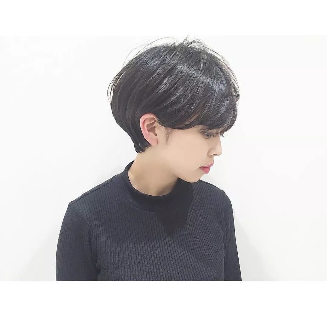 露耳短发露耳短发