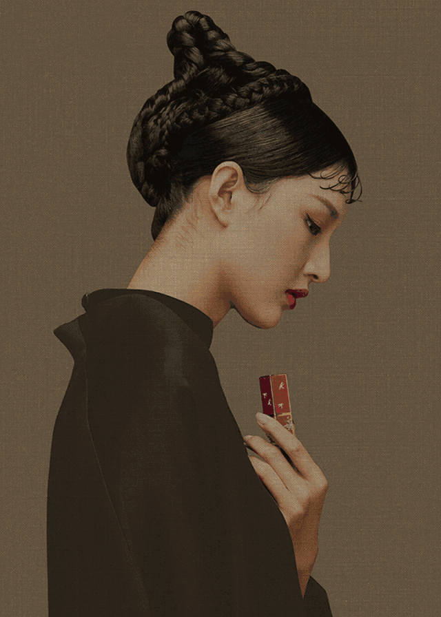 佟丽娅这种神仙都hold不住刷爆朋友圈的故宫口红？吴谨言却赢了…