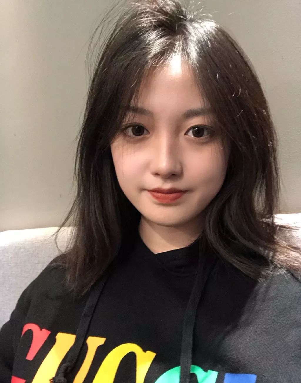 童颜嗲精、圆脸萌妹、超A京妞…这些美少女的vlog比欧阳娜娜还中毒！