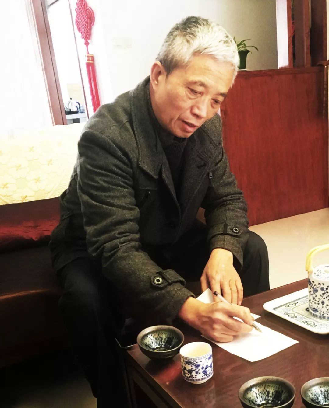 1 神秘名家 建盏理论大家 在建盏陶艺家中,最神秘的莫过于李达
