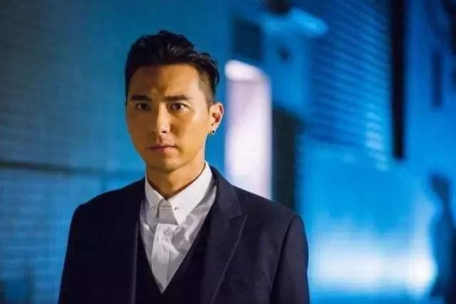 TVB男星因睡粉风波形象暴跌，遭公司警告：小心一点！