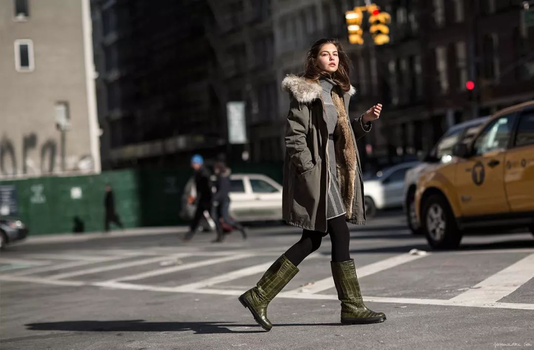 2018流行的4款外套,再不穿就迟啦!