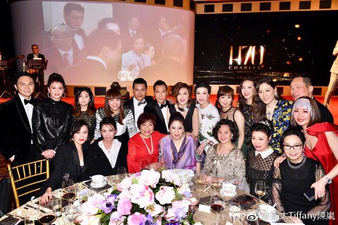 向华强70大寿，张国荣梅艳芳献唱惊呆刘德华，网友：比颁奖礼厉害！