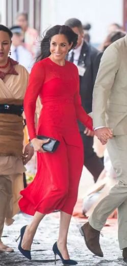 她的脸才是真·上辈子拯救了银河系！可我最羡慕的却是这个部位···