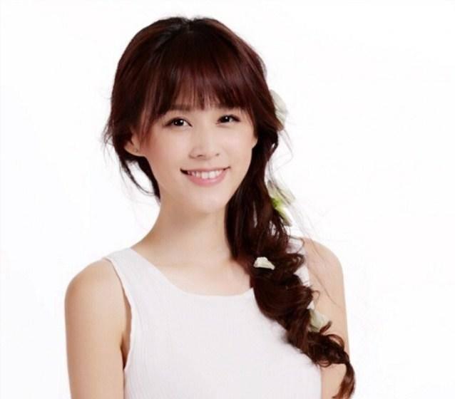 王思聪三亚携新女友晒合照并嚗床照,网友直言太直接想红想疯了吧