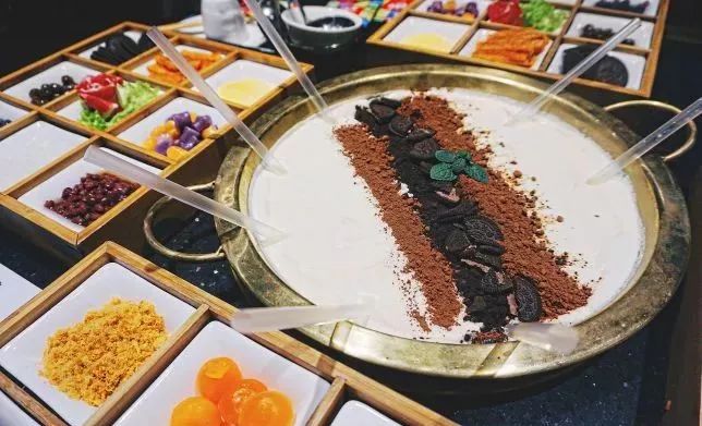 创新“奶茶火锅”遭美食家炮轰，冤吗？