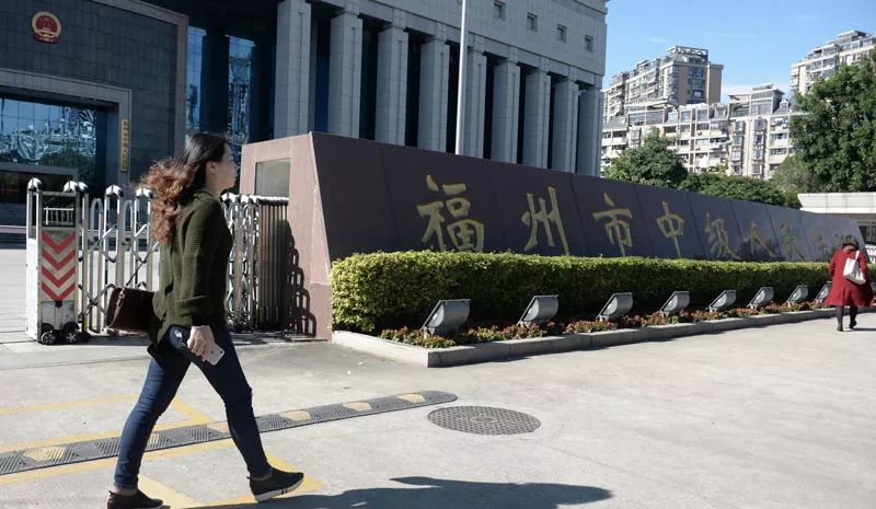 苹果的利剑 高通的橄榄枝
