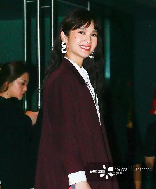 35岁的台湾甜妹和泰国全民女神同框居然把对方碾压得渣都不剩！