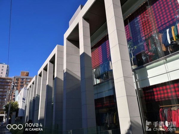 当华为nova4遇见东京：古今交融唯有广角相配
