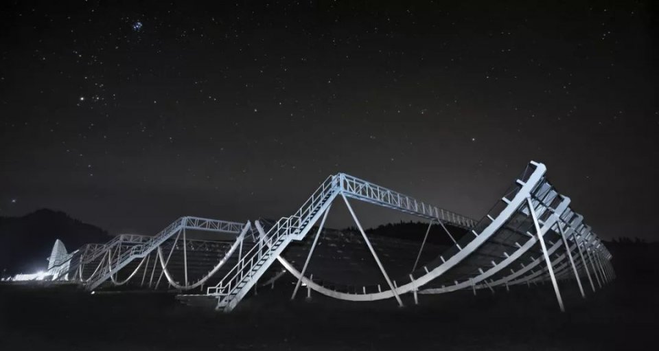 加拿大CHIME望远镜监测到第二个重复的快速射电暴