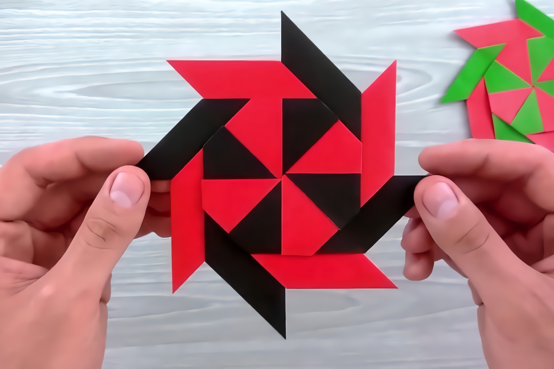 diy折纸:好玩的八角飞镖,会变形哦,折叠方法简单易学