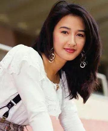她流产两次，男方却躲去非洲，等到回国爆红，她终于被宠上天
