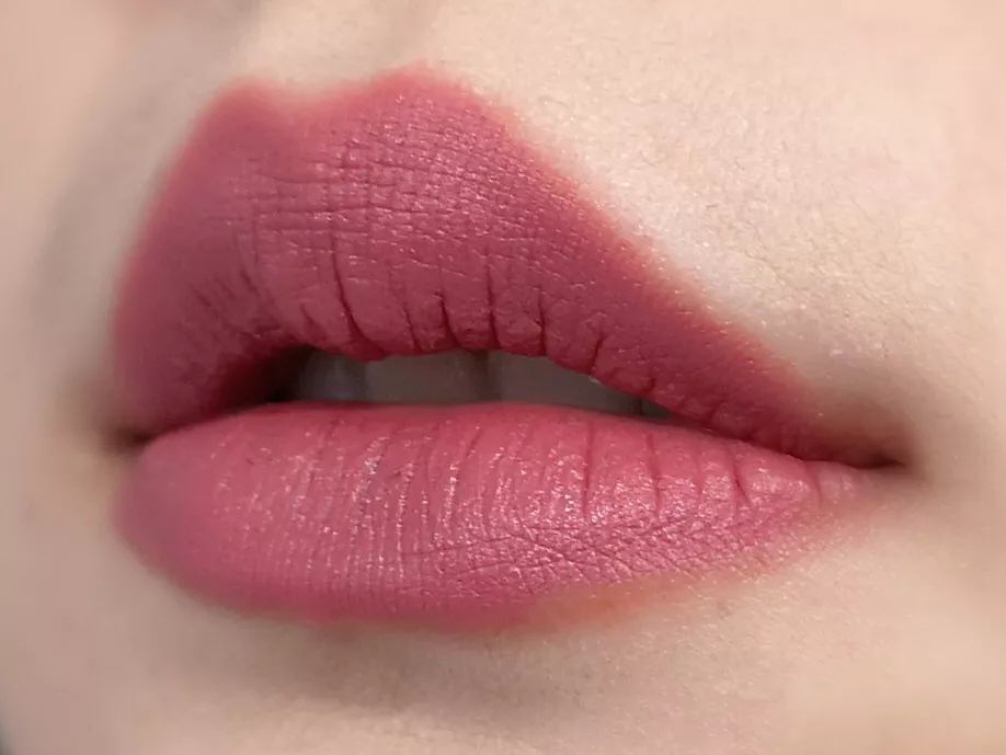 真人实测6款故宫云鹤螺钿系列口红，故宫IP最后的挽尊机会？