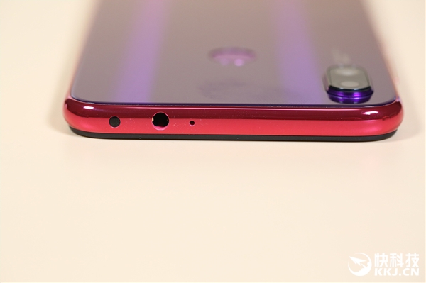 999元起 红米Note 7图赏:4800万超清相机