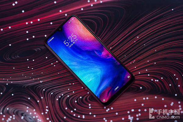 雷军：红米Note 7正反两面都是康宁第5代大猩猩玻璃