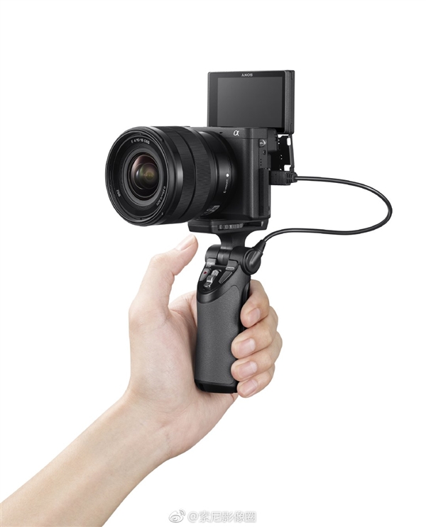 索尼开年首作！APS-C无反微单A6400发布：新增180度翻转屏