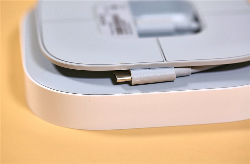 免APP、即插即备份 荣耀存储让备份像充电一样简单便捷