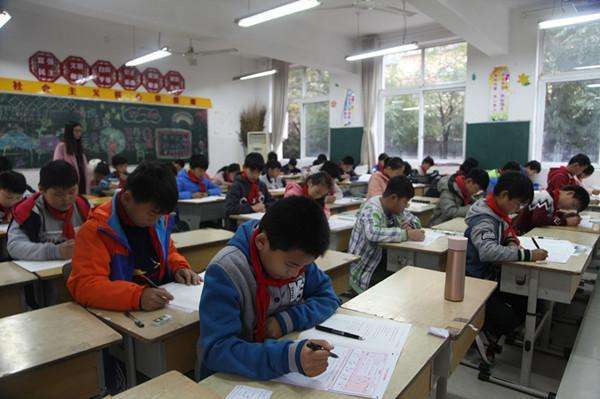 四小时挣六万，这个CTF比赛在撒钱吗？