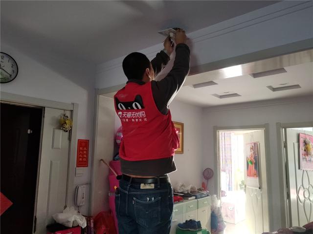 「超逸酷玩」Yeelight皓石LED吊灯创造美好生活氛围