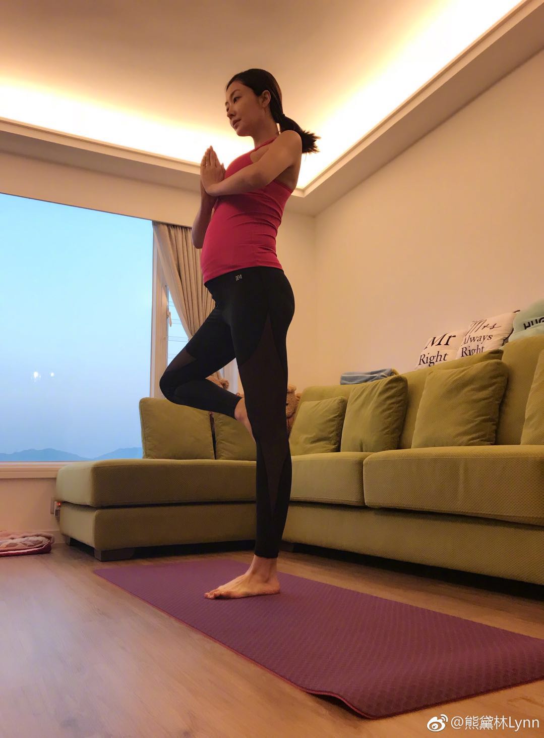 熊黛林为了减肥连午饭都不吃了，网友：这么瘦都是饿出来的！