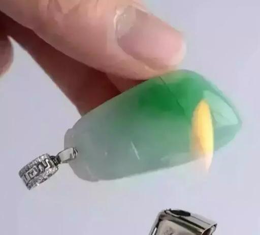 这5种翡翠鉴定方法!千万不要认为是正确的